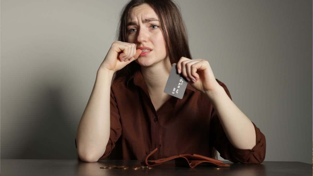 Falta de controle financeiro pessoal: minhas contas nunca fecham no fim do mês. 1 falta de controle financeiro pessoal ao tentar fechar as contas no fim do mês